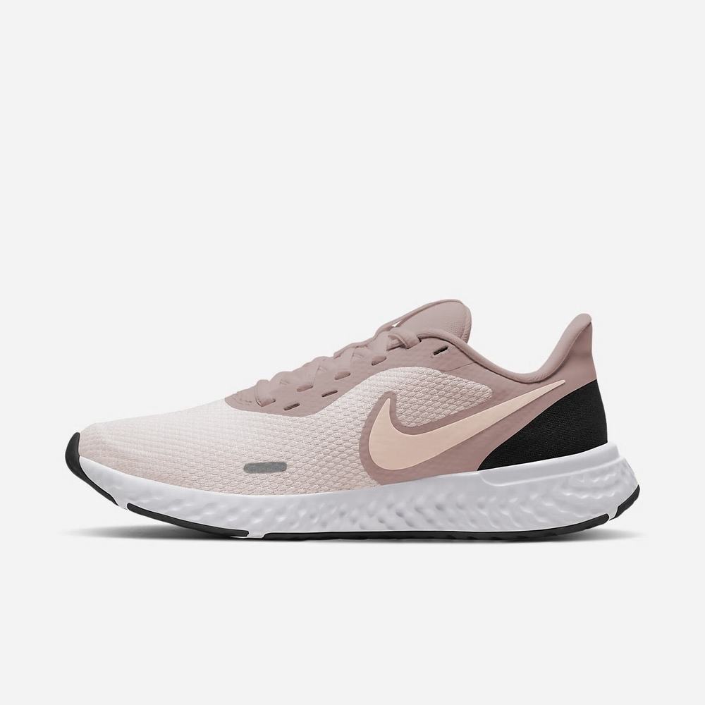 Chaussure De Running Nike Revolution 5 Rose 4823-057 Barely Rose/Stone Mauve/Black/Metallic Red Bronze Femme | ILC-81152143